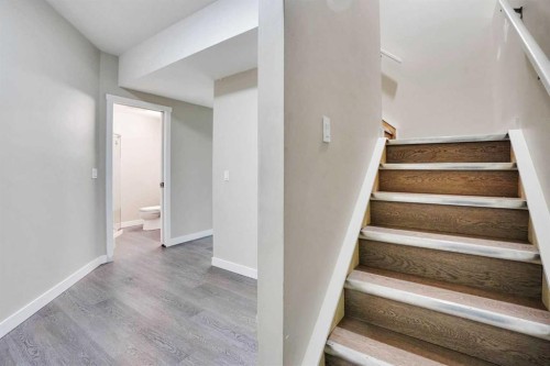 3 Sunset Court, Cochrane, AB - Indoor Photo Showing Other Room