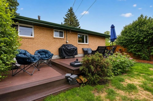 203 Southampton Drive Sw, Calgary, AB - Outdoor With Exterior