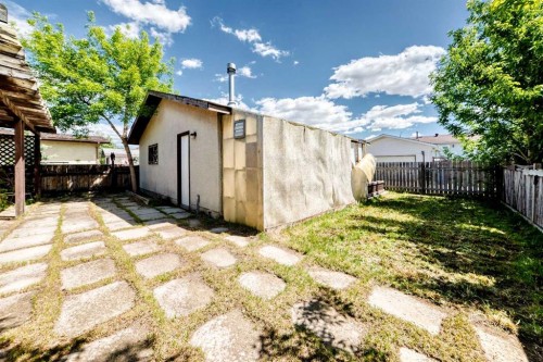 3224 Rundlelawn Road Ne, Calgary, AB 