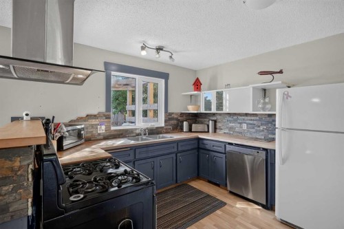 26 Glenpatrick Crescent, Cochrane, AB 