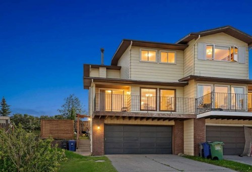 26 Glenpatrick Crescent  Cochrane, AB T4C 1G3