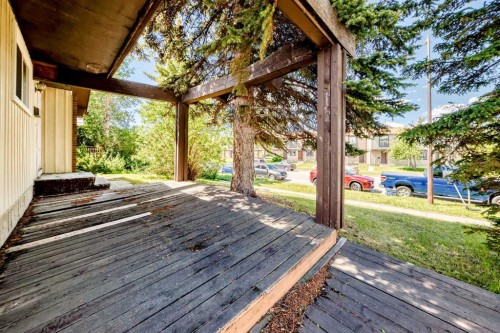 3224 Rundlelawn Road Ne, Calgary, AB 