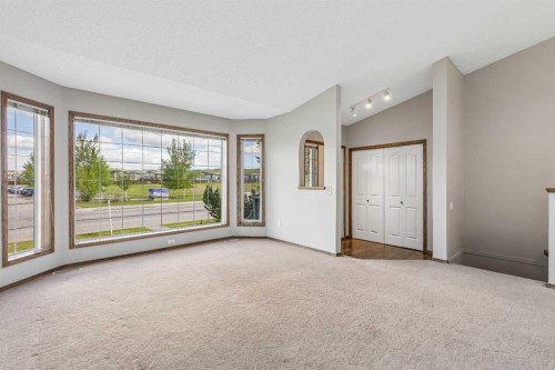 121 Quigley Drive, Cochrane, AB - Indoor