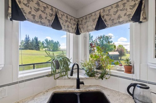 37 Riverview Close, Cochrane, AB 