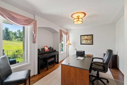 37 Riverview Close, Cochrane, AB 