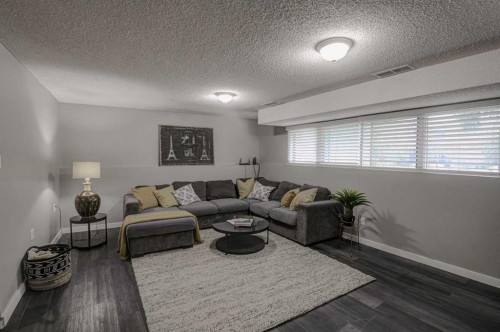217 26 Avenue Ne, Calgary, AB 