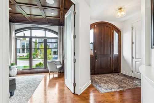 2228 Broadview Road Nw, Calgary, AB 