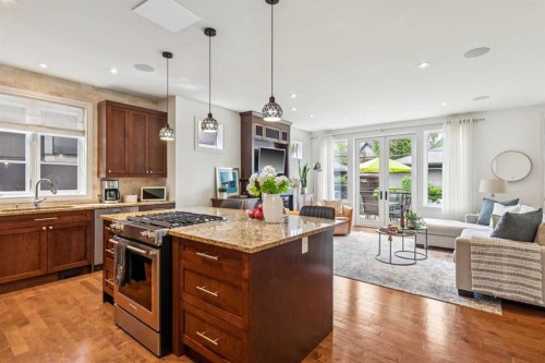 2228 Broadview Road Nw, Calgary, AB 
