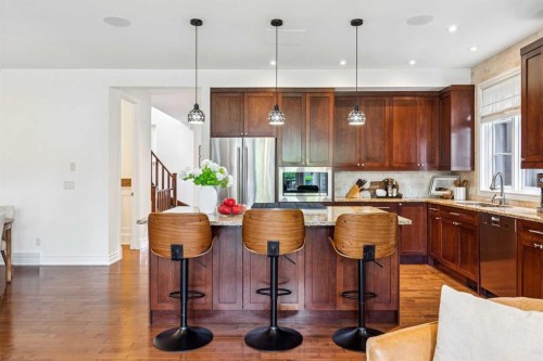 2228 Broadview Road Nw, Calgary, AB 