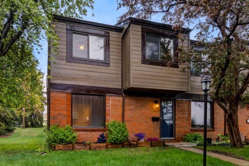 303-9803 24 Street SW Calgary, AB T2V 1S5