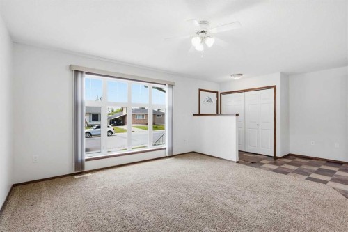 4425 55 Avenue, Olds, AB 