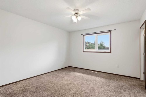 4425 55 Avenue, Olds, AB 