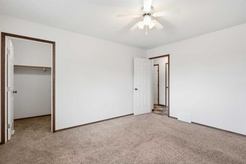 4425 55 Avenue, Olds, AB 