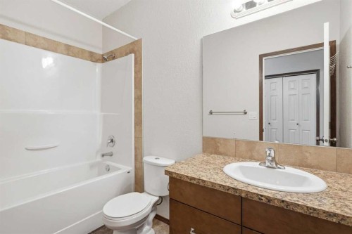 4425 55 Avenue, Olds, AB 