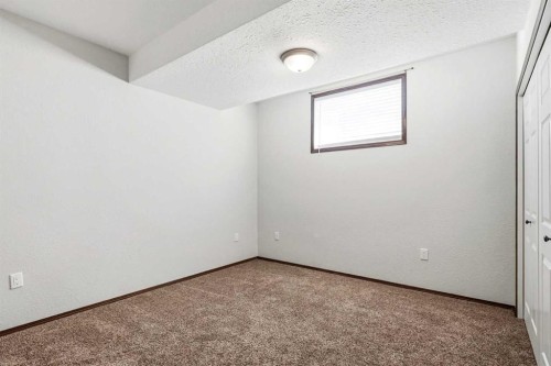 4425 55 Avenue, Olds, AB 
