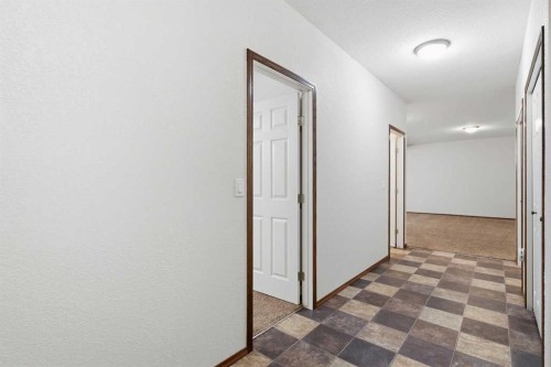4425 55 Avenue, Olds, AB 