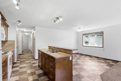 4425 55 Avenue, Olds, AB 