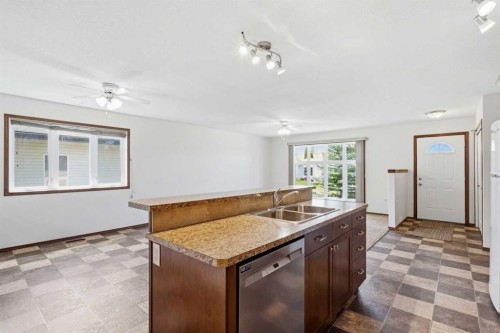 4425 55 Avenue, Olds, AB 