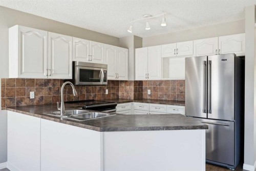 20 Coventry Way Ne, Calgary, AB 