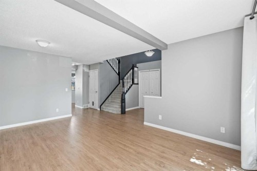 20 Coventry Way Ne, Calgary, AB 