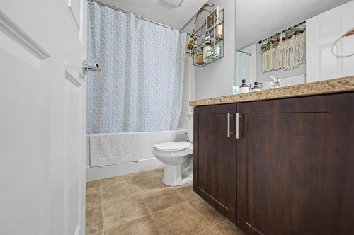 3312-279 Copperpond Common Se, Calgary, AB - Indoor Photo Showing Bathroom