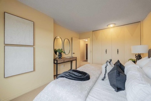 1003-80 Point Mckay Crescent Nw, Calgary, AB - Indoor Photo Showing Bedroom