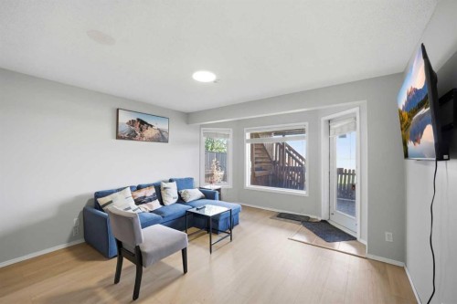 101 Coville Crescent Ne, Calgary, AB - Indoor
