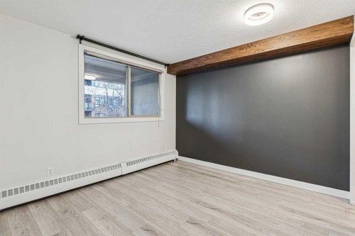 304-317 19 Avenue Sw, Calgary, AB - Indoor Photo Showing Other Room