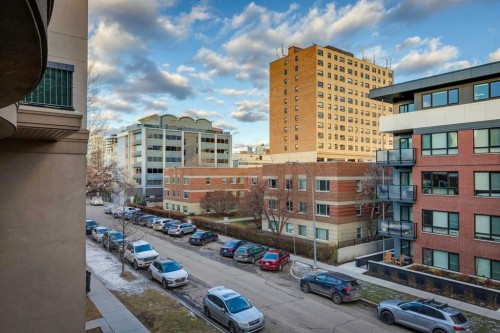 304-317 19 Avenue Sw, Calgary, AB - Outdoor With Balcony
