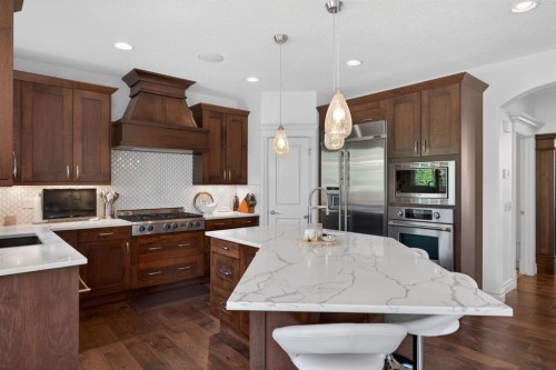 32 Aspen Meadows Manor Sw, Calgary, AB 
