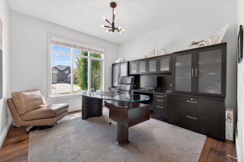 32 Aspen Meadows Manor Sw, Calgary, AB 