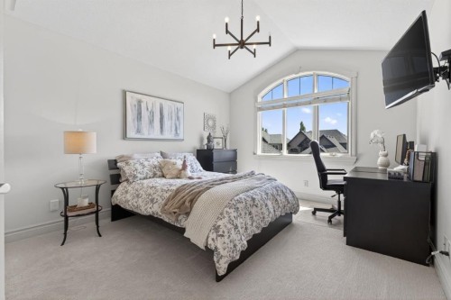 32 Aspen Meadows Manor Sw, Calgary, AB 