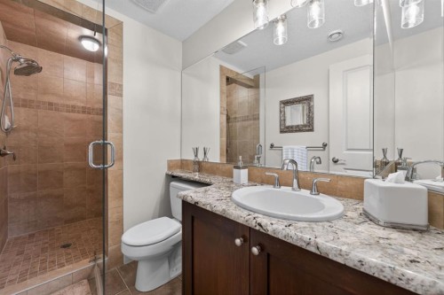 32 Aspen Meadows Manor Sw, Calgary, AB 