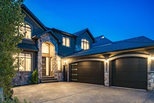32 Aspen Meadows Manor Sw, Calgary, AB 