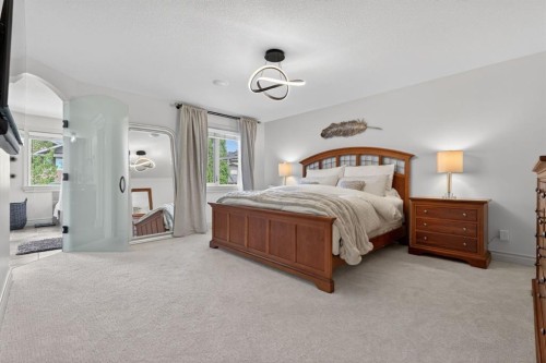 32 Aspen Meadows Manor Sw, Calgary, AB 