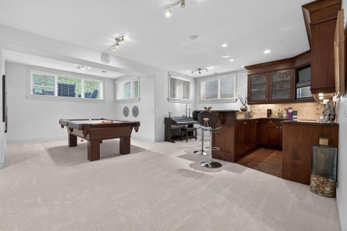 32 Aspen Meadows Manor Sw, Calgary, AB 