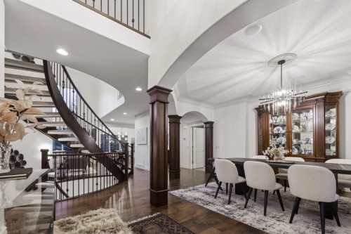 32 Aspen Meadows Manor Sw, Calgary, AB 