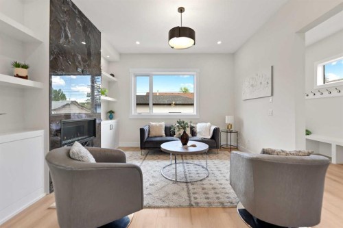 8106 47 Avenue Nw, Calgary, AB 