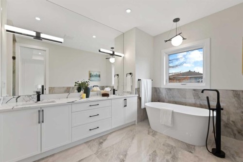 8106 47 Avenue Nw, Calgary, AB 