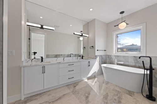 8106 47 Avenue Nw, Calgary, AB 