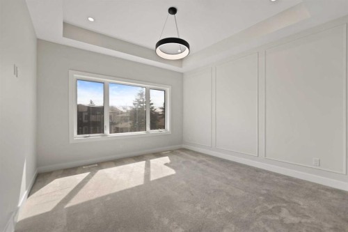 8106 47 Avenue Nw, Calgary, AB 