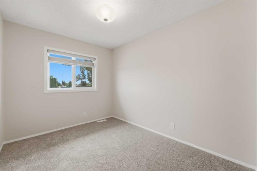 36 Falconer Terrace Ne, Calgary, AB 