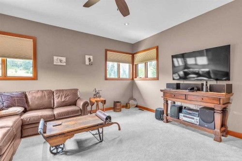 64134-265 West Road, Rural Bighorn No. 8, M.D. Of, AB - Indoor Photo Showing Living Room