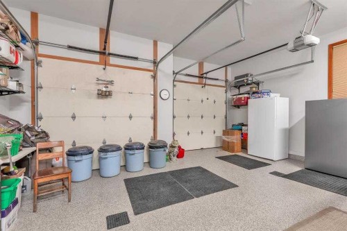 64134-265 West Road, Rural Bighorn No. 8, M.D. Of, AB - Indoor Photo Showing Garage