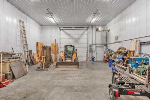 64134-265 West Road, Rural Bighorn No. 8, M.D. Of, AB - Indoor Photo Showing Garage