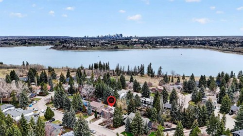 8932 Baylor Crescent Sw, Calgary, AB 