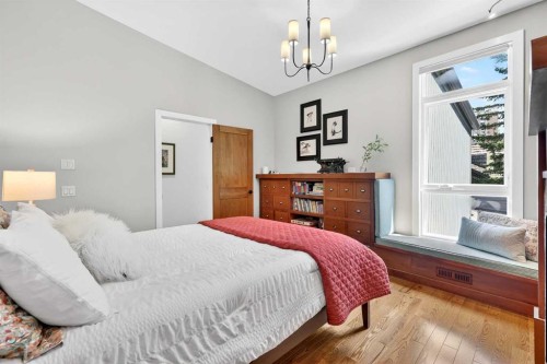 8932 Baylor Crescent Sw, Calgary, AB 