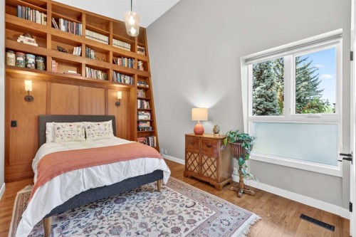 8932 Baylor Crescent Sw, Calgary, AB 