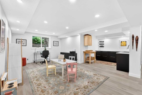8932 Baylor Crescent Sw, Calgary, AB 