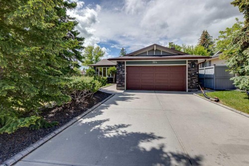364 Silvergrove Place Nw, Calgary, AB 